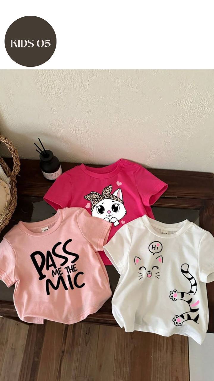 CAMISETA KIDS 05 (BLANCA) GATA PATAS HI